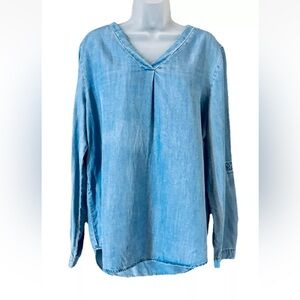 Brina & Em Tunic Top Women’s Size L Blue V Neck Chambray Roll Tab Sleeve